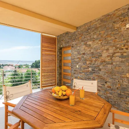 Apartment Beautiful In With Heated Swimming Pool Starigrad Paklenica
