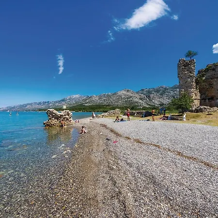 Beautiful In With Heated Swimming Pool Starigrad Paklenica
