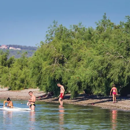 Beautiful In With Heated Swimming Pool Starigrad Paklenica